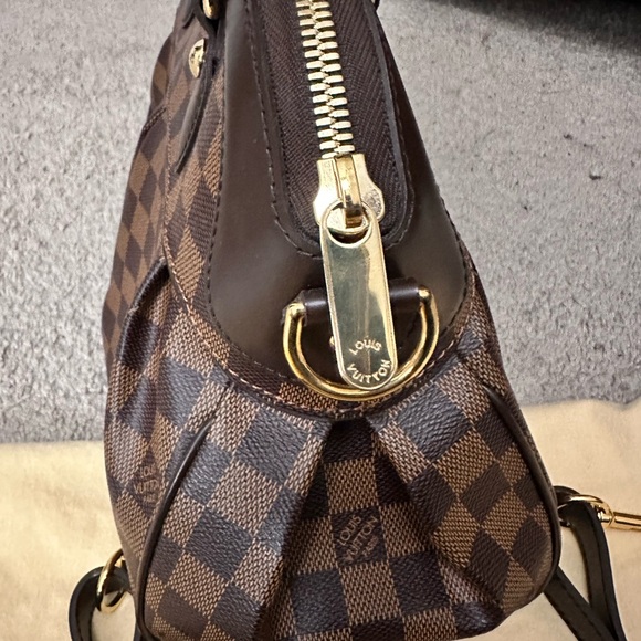 ❤️ SOLD! Louis Vuitton Trevi PM - Pristine Condition! ❤️ - Picture 4 of 12